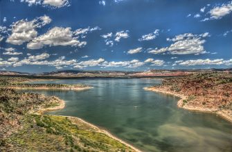 Abiquiu Lake in O'Keeffe country, New Mexico